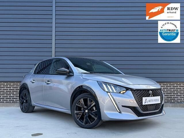 Zilver (metallic) Occasion 2023 Peugeot 208 GT Hatchback | € 20.900 (Goede deal) - Afbeelding 1/4