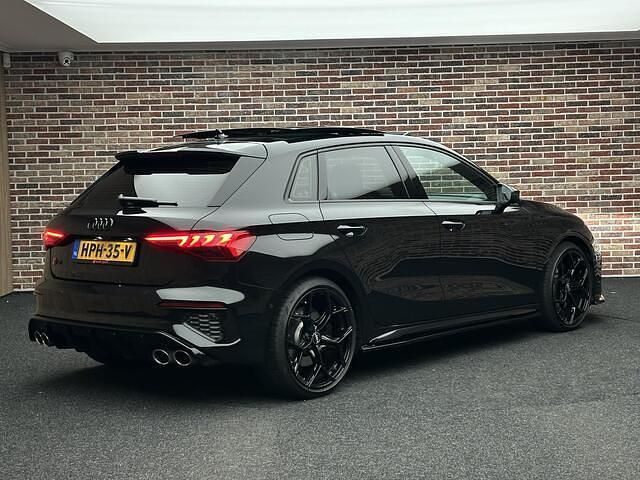 Occasion Audi S3 Sportback S-Line 310 PK (228 kW) 2023 Zwart (metallic) Hatchback