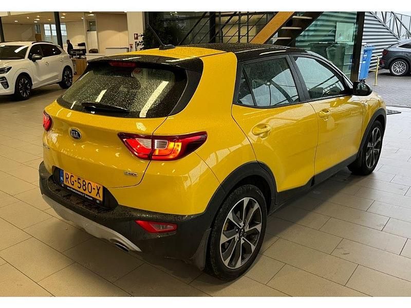 Occasion Kia Stonic 120 PK (88 kW) 2017 Geel SUV