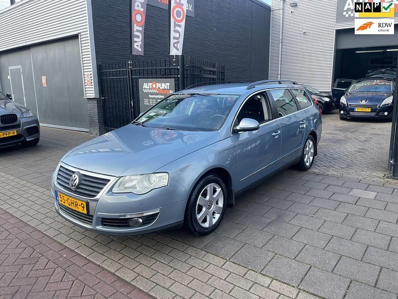 Grijs Occasion 2008 VW Passat Comfortline Stationwagen | € 2.999 (Eerlijke prijs) - Afbeelding 1/4