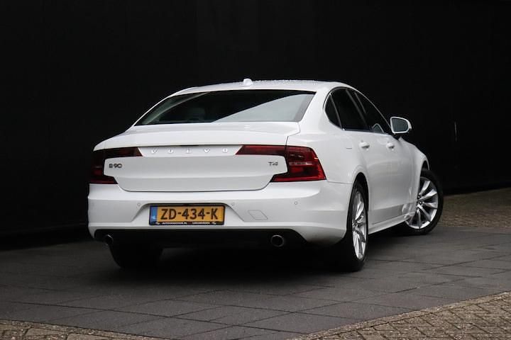 Occasion Volvo S90 Momentum 2019 Wit Sedan