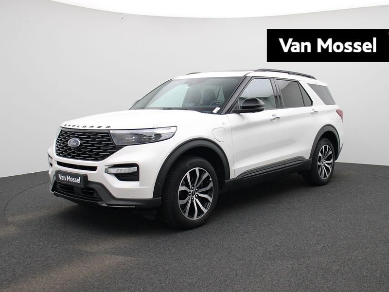 Wit Occasion 2023 Ford Explorer ST-Line SUV | € 57.845 (Duur) - Afbeelding 1/4