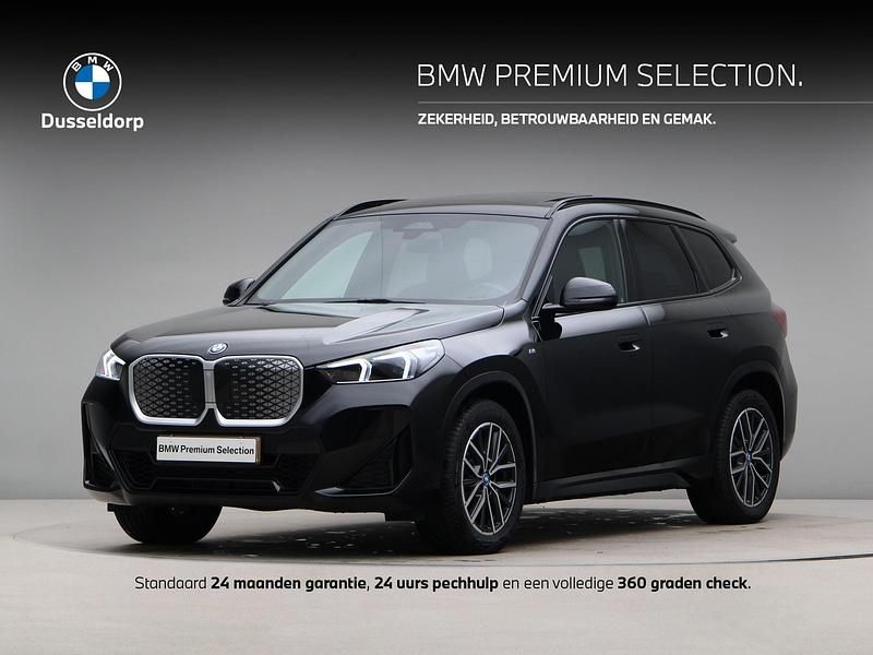 Zwart Gebruikt 2024 BMW iX1 Comfort Edition SUV | € 45.450 (Duur) - Afbeelding 1/4