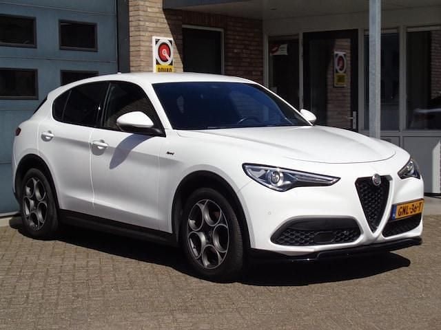 Occasion Alfa Romeo Stelvio Executive 160 PK (117 kW) 2021 Wit SUV