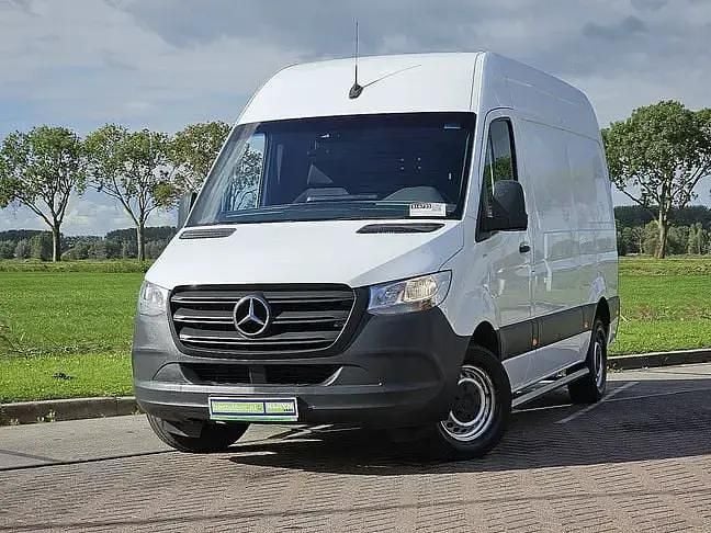 N.v.t. Gebruikt 2019 Mercedes Sprinter Van | € 17.900 (Goede deal) - Afbeelding 1/3