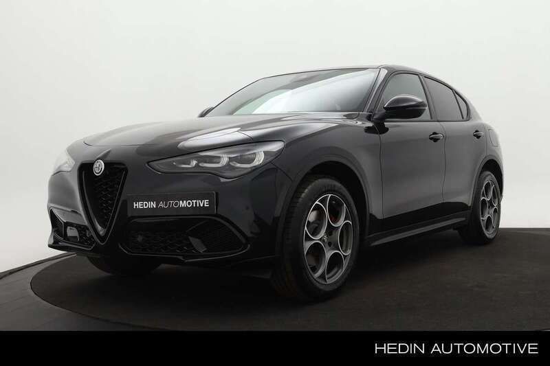 Zwart Gebruikt 2023 Alfa Romeo Stelvio Sprint SUV | € 62.995 (Duur) - Afbeelding 1/4
