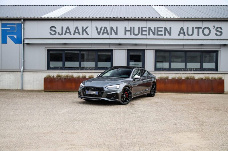 Daytona grey Gebruikt 2020 Audi A5 S-Line Coupé | € 42.950 - Afbeelding 1/4