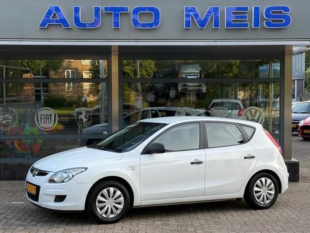 Wit Gebruikt 2009 Hyundai i30 Active Hatchback | € 3.995 (Eerlijke prijs) - Afbeelding 1/4