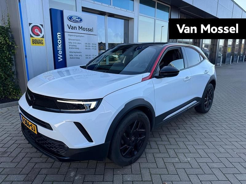Wit Gebruikt 2022 Opel Mokka GS Line SUV | € 22.440 (Eerlijke prijs) - Afbeelding 1/1