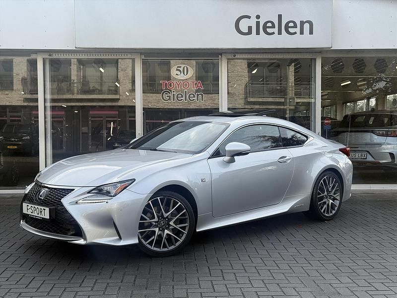 Grijs Gebruikt 2017 Lexus RC300h Sport Line Coupé | € 30.900 (Eerlijke prijs) - Afbeelding 1/4