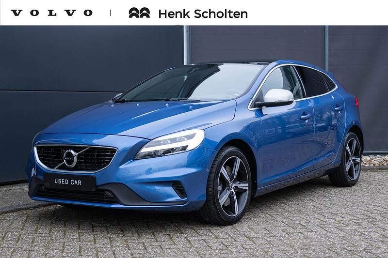 Occasion Volvo V40 153 PK (112 kW) 2019 Blauw Hatchback