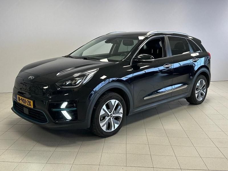 Zwart Occasion 2021 Kia Niro SUV | € 16.900 (Super prijs) - Afbeelding 1/4