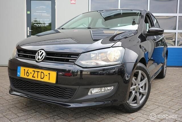 Zwart Gebruikt 2013 VW Polo Comfortline Hatchback | € 5.800 (Eerlijke prijs) - Afbeelding 1/4