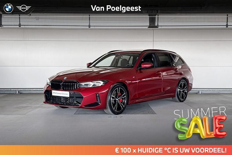 Rood, metallic lak Gebruikt 2024 BMW 318 Comfort Edition Stationwagen | € 54.900 - Afbeelding 1/4