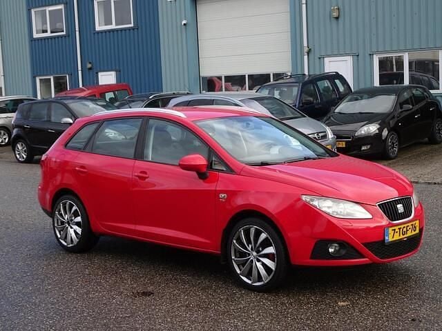Occasion Seat Ibiza ST Style 105 PK (77 kW) 2012 Rood Stationwagen