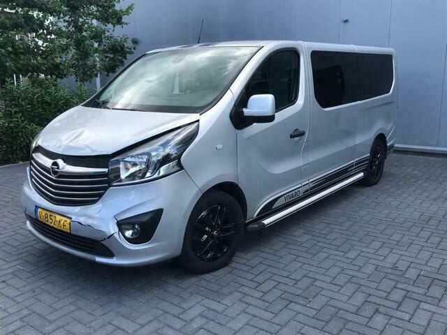 Grijs Gebruikt 2017 Opel Vivaro Edition MPV | € 11.350 (Super prijs) - Afbeelding 1/4