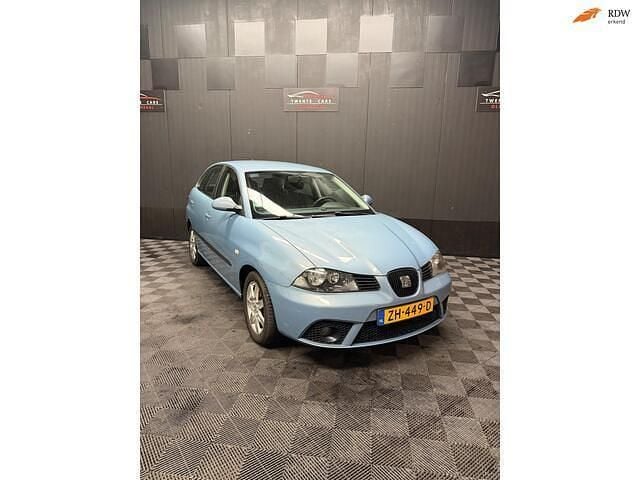 Blauw Occasion 2006 Seat Ibiza Hatchback | € 1.950 (Eerlijke prijs) - Afbeelding 1/4