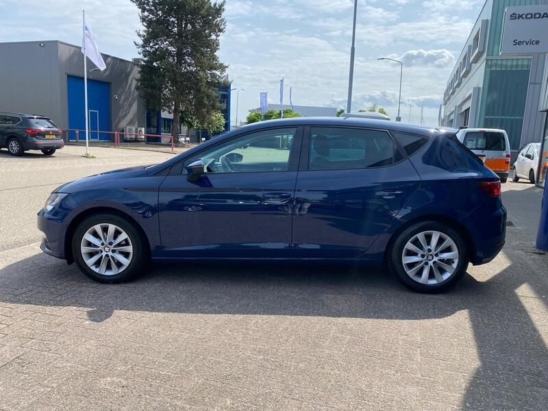 Occasion Seat Leon Business 116 PK (85 kW) 2017 Blauw Hatchback