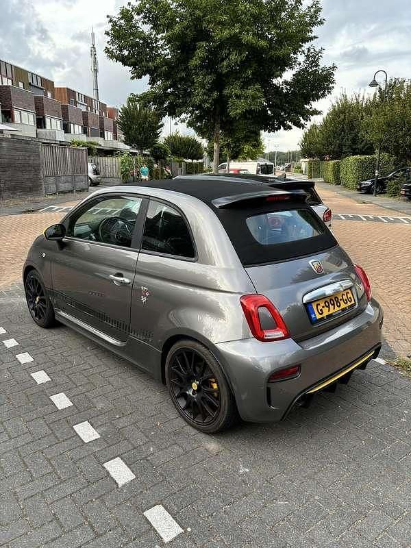 Grijs Gebruikt 2018 Fiat 500 Abarth Hatchback | € 24.000 - Afbeelding 1/4
