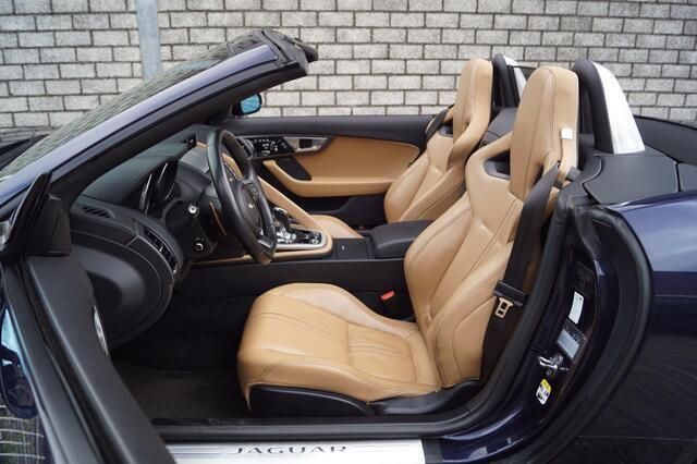 Occasion Jaguar F-Type 341 PK (250 kW) 2017 Blauw Cabriolet