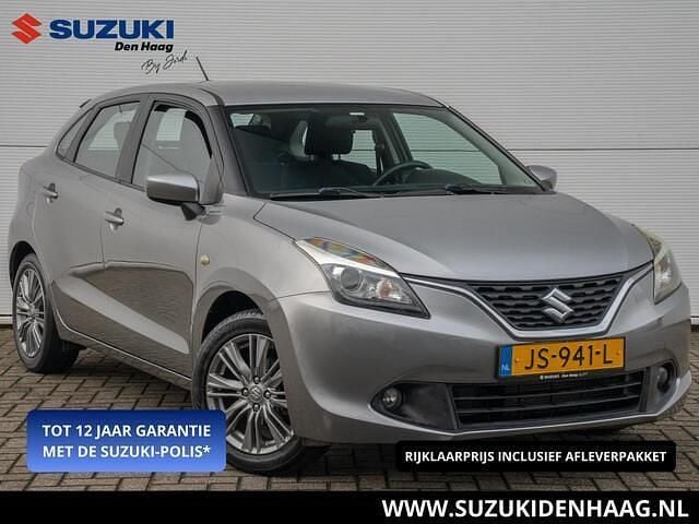 Grijs (metallic) Gebruikt 2016 Suzuki Baleno Exclusive Hatchback | € 9.950 (Eerlijke prijs) - Afbeelding 1/3
