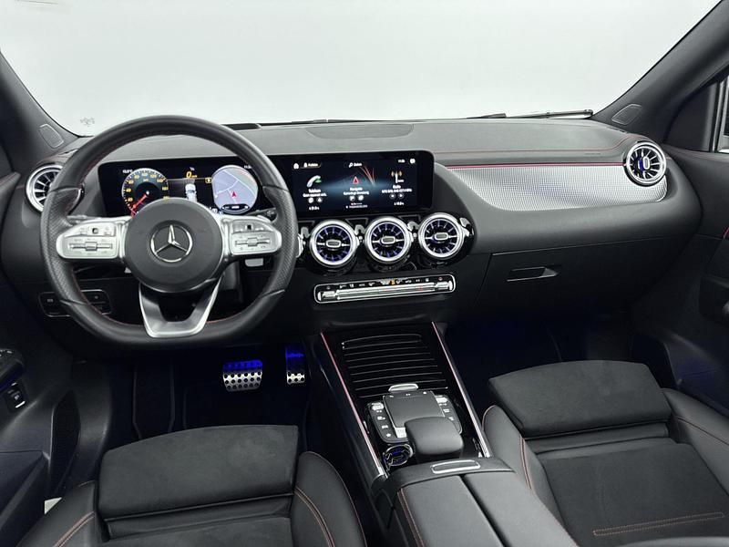 Occasion Mercedes EQA250 Business 139 kW (190 PK) 2021 Blauw SUV