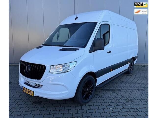 Wit Gebruikt 2023 Mercedes Sprinter Van | € 38.750 (Iets duurder) - Afbeelding 1/4