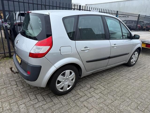 Occasion Renault Scénic II Dynamique 135 PK (99 kW) 2006 Grijs MPV