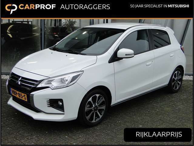 Wit Gebruikt 2023 Mitsubishi Space Star Instyle Sedan | € 19.395 (Iets duurder) - Afbeelding 1/4