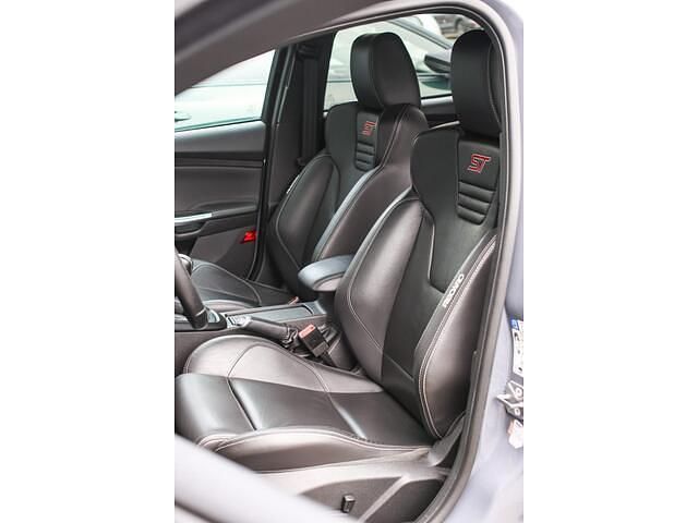 Occasion Ford Focus ST 250 PK (183 kW) 2016 Grijs Stationwagen