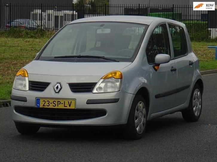 Grijs Gebruikt 2006 Renault Modus MPV | € 1.799 (Eerlijke prijs) - Afbeelding 1/4