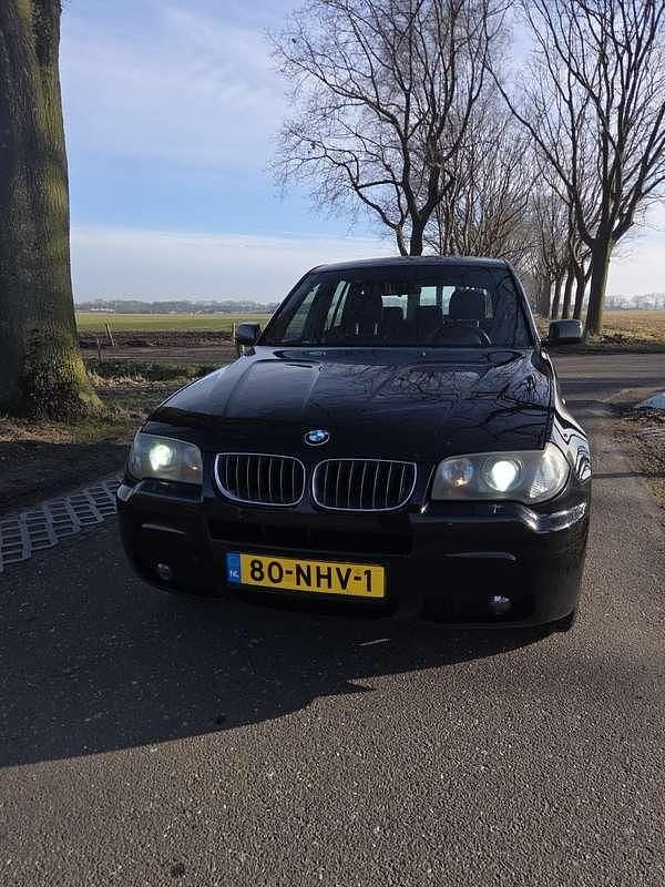 Zwart Occasion 2006 BMW X3 SUV | € 6.850 (Goede deal) - Afbeelding 1/4