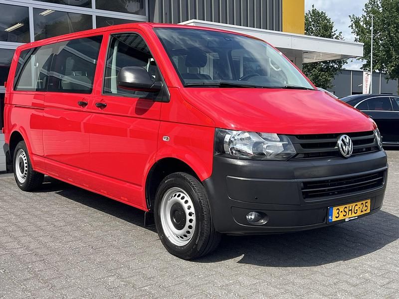 Occasion VW T5 Comfortline 142 PK (104 kW) 2013 Rood Van