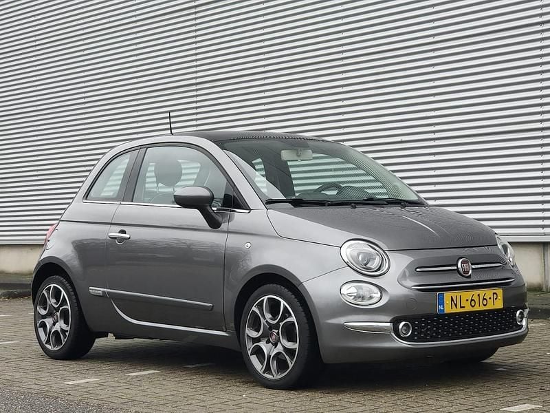 Grijs Occasion 2017 Fiat 500 Lounge Hatchback | € 7.900 (Super prijs) - Afbeelding 1/4