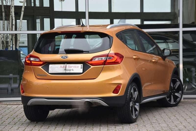 Occasion Ford Fiesta Active 101 PK (74 kW) 2018 Geel Hatchback