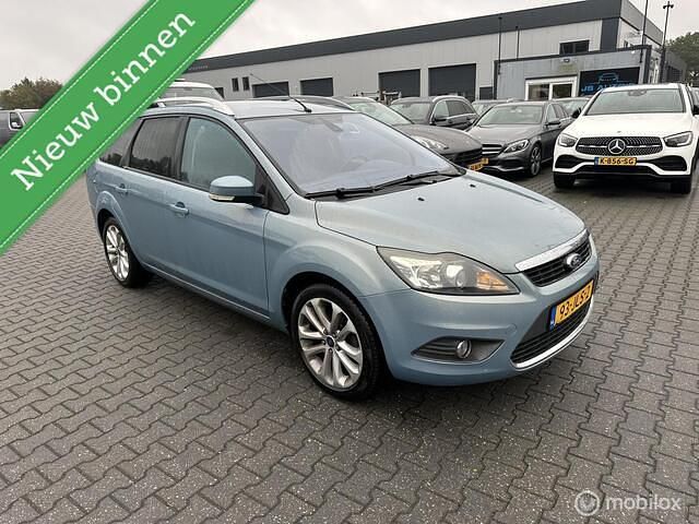 Blauw Gebruikt 2009 Ford Focus Ghia Stationwagen | € 2.950 (Eerlijke prijs) - Afbeelding 1/4