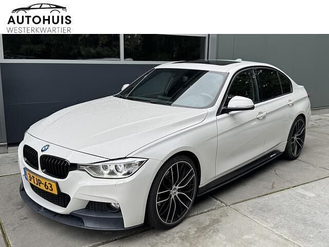 Wit Gebruikt 2014 BMW 328 Executive Sedan | € 19.939 (Duur) - Afbeelding 1/4