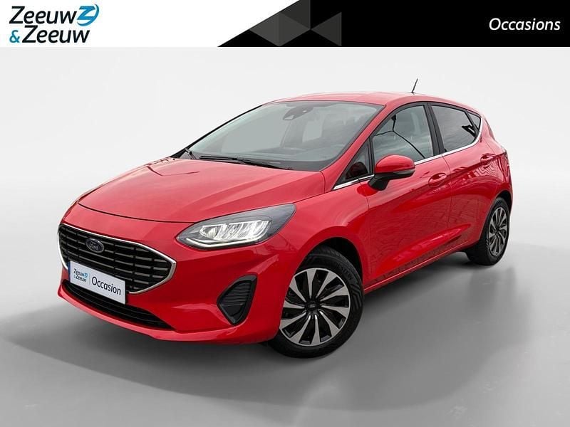Rood Occasion 2022 Ford Fiesta Titanium X Hatchback | € 13.940 (Goede deal) - Afbeelding 1/4