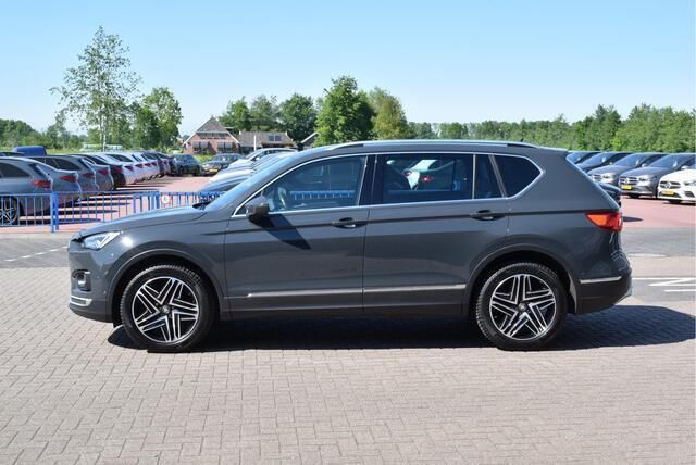 Grijs Gebruikt 2020 Seat Tarraco XCELLENCE SUV | € 23.650 (Eerlijke prijs) - Afbeelding 1/3