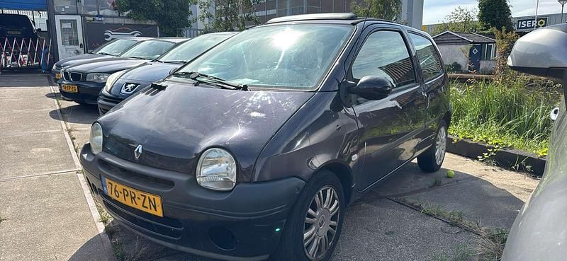 Paars Gebruikt 2004 Renault Twingo Hatchback | € 950 (Eerlijke prijs) - Afbeelding 1/4