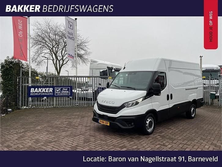 Wit Occasion 2024 Iveco Daily Van | € 41.900 (Super prijs) - Afbeelding 1/4