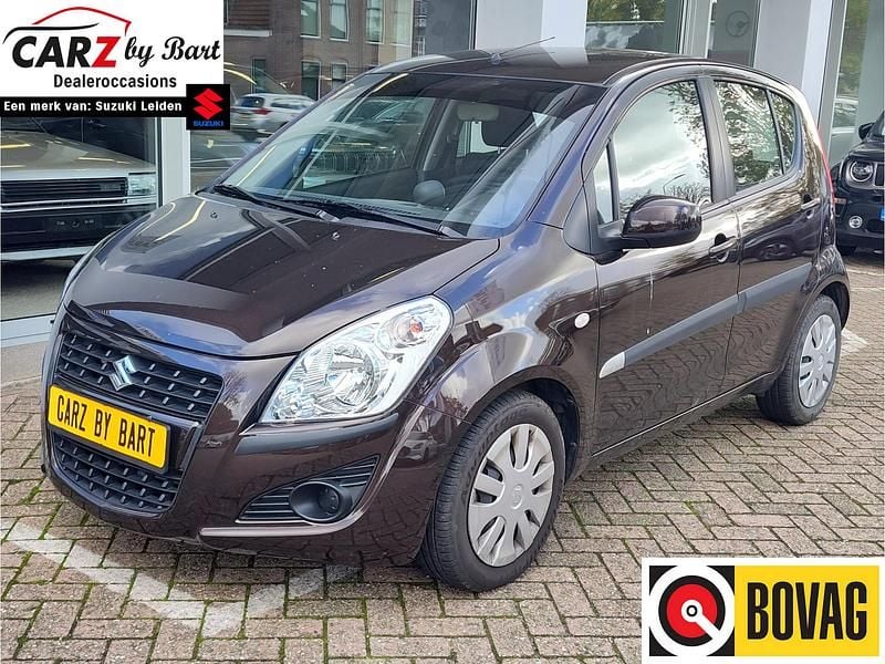 Bruin Gebruikt 2014 Suzuki Splash Comfort Hatchback | € 9.945 (Eerlijke prijs) - Afbeelding 1/4