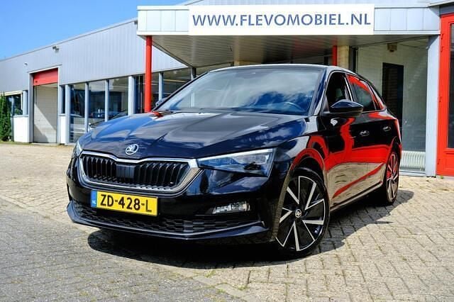 Zwart Gebruikt 2019 Skoda Scala Business Line Hatchback | € 15.950 (Goede deal) - Afbeelding 1/4