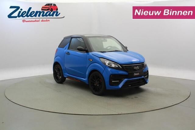 Blauw, metallic lak Gebruikt 2021 Ligier JS50 Hatchback | € 12.844 (Goede deal) - Afbeelding 1/4