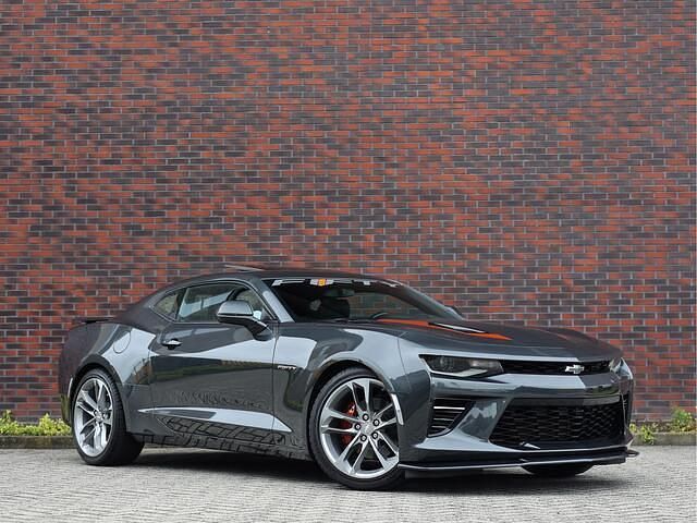 Grijs Gebruikt 2017 Chevrolet Camaro Coupé | € 45.950 - Afbeelding 1/4