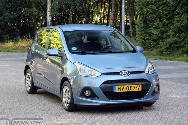 Blauw Gebruikt 2016 Hyundai i10 Comfort Hatchback | € 7.499 (Eerlijke prijs) - Afbeelding 1/4