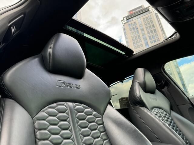 Occasion Audi RS6 Exclusive 560 PK (411 kW) 2016 Zwart Stationwagen