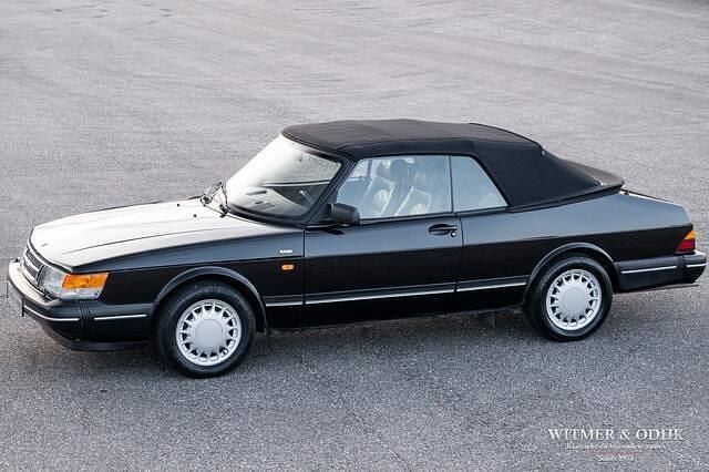 Zwart Gebruikt 1991 Saab 900 Hatchback | € 26.900 - Afbeelding 1/4