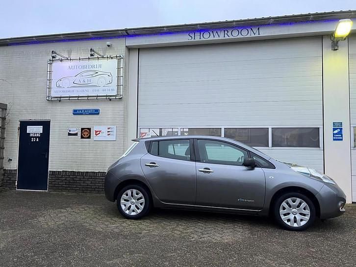Occasion Nissan Leaf Visia 80 kW (109 PK) 2015 Grijs Hatchback