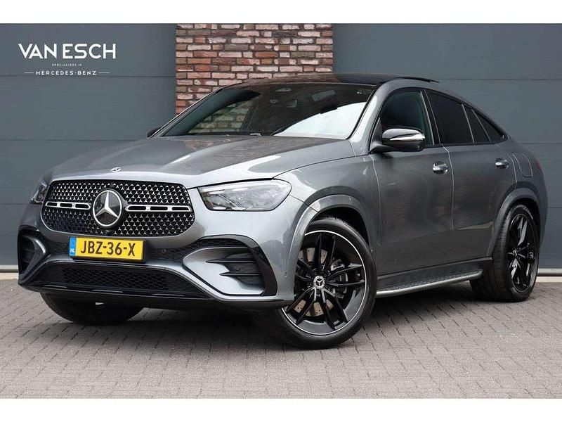 Grijs Gebruikt 2024 Mercedes GLE350 AMG Line Premium Plus Coupé | € 105.000 - Afbeelding 1/4